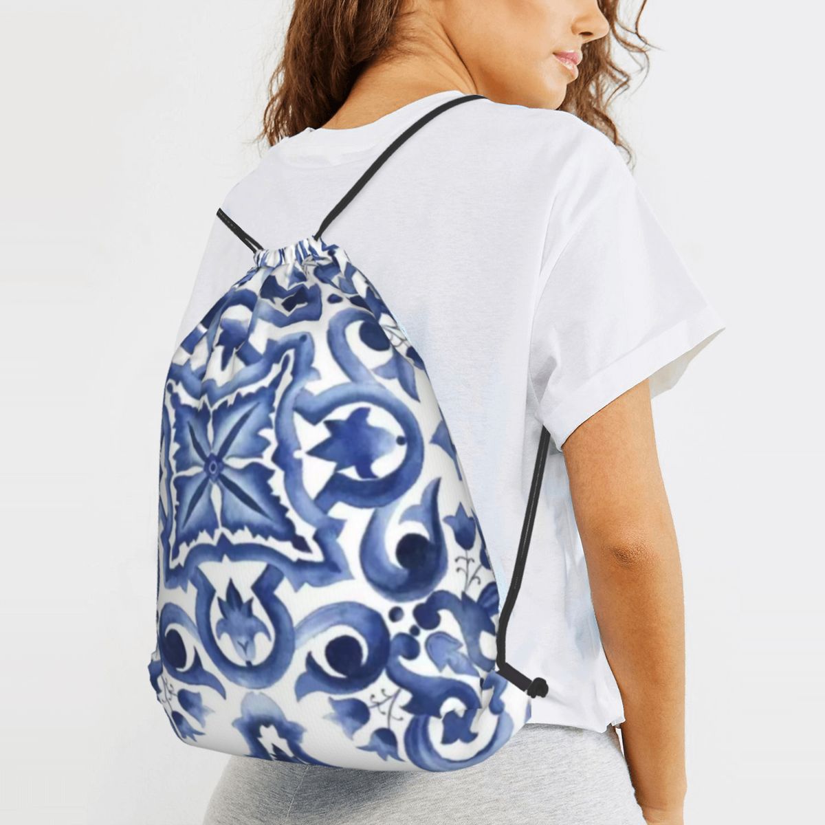 Blue Ornate Floral Mediterrane - Tile Bag Drawstring avaliação e preço